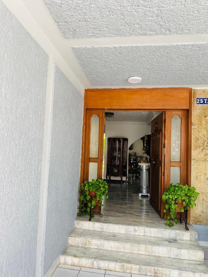 Hostal Guadalajara Cosmopolitan Providencia Buitenkant foto