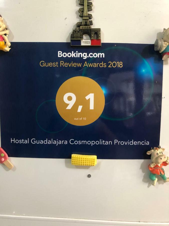 Hostal Guadalajara Cosmopolitan Providencia Buitenkant foto